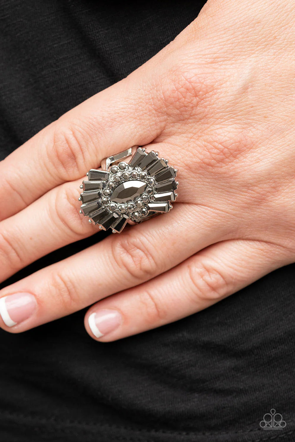 Daringly Deco - Silver ♥ Ring