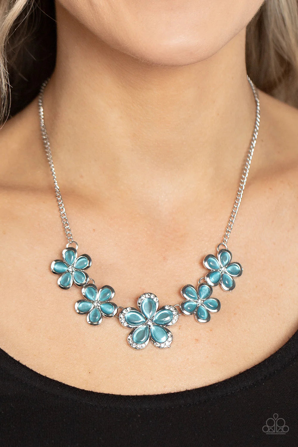 Garden Daydream - Blue ♥ Necklace
